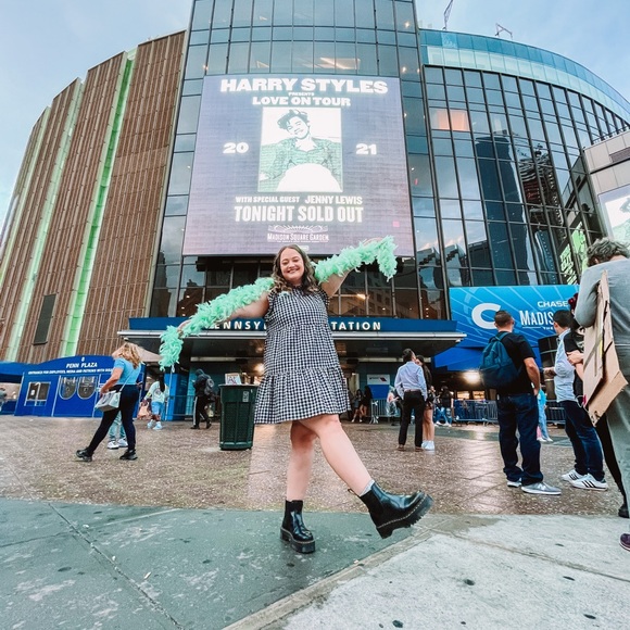 ✰ welcome to my closet! ✰ - Picture 4 of 7